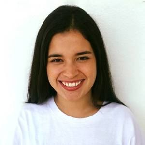 Meet your Posher, Daniela